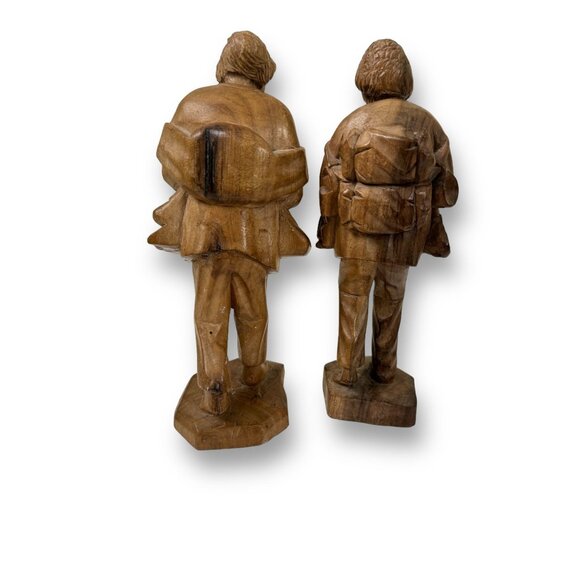 Vintage Pair of Carved Wood Sculptures Of an Old Man With Backpack 9" Tall - Picture 6 of 10